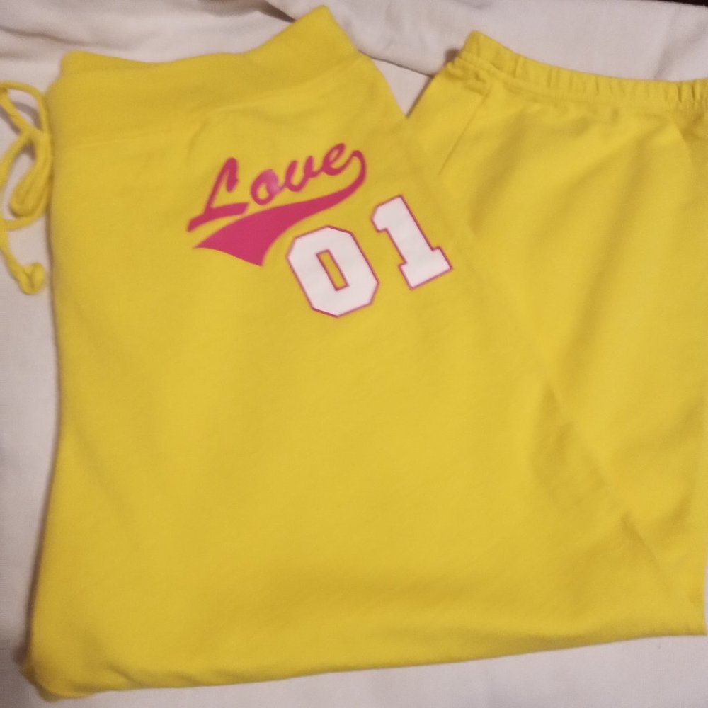Piper & Blue Crop Style Sweats Size 2X